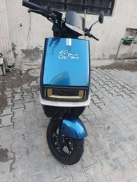 دراجه شحن دراجه جديده ما خذها قبل شهر ماشيه شي قليل اخت الزيرو السعر ٤...