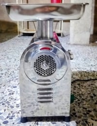 مثرامه لحم تركيه اصليه 32 جديد بالكارتون استخدام بس فحص مره وحده فقط  ...