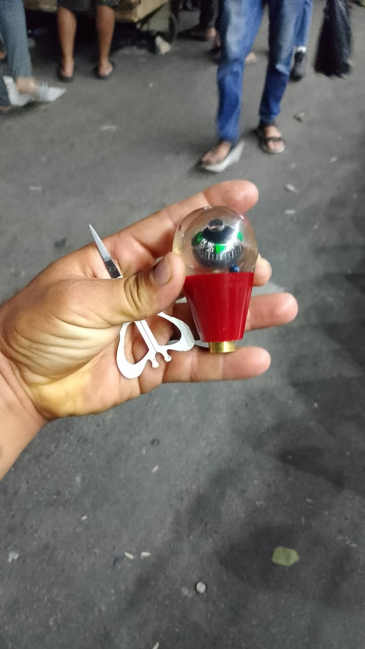سلام علمكوم شباب كلبي غراض للبيع وكلهن نضافه فول سيبايه سمند انتاج 26جديده وكبات 63فول نضافه وصطاب فول لا بي تصليح ولا كلوب طافي جديد لوجبه لقديمه مكاني دوره حي اسيا رقمي ***********
