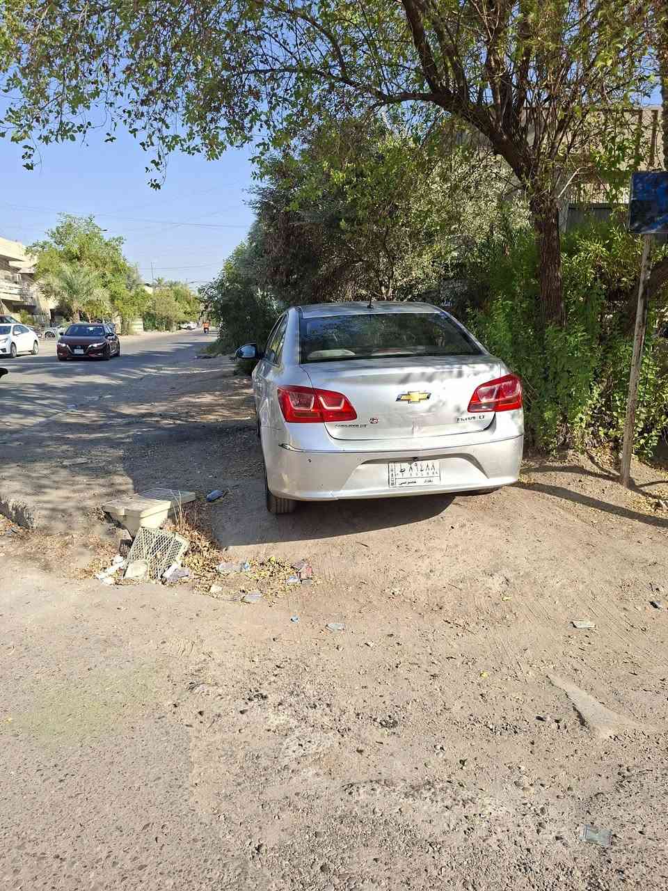 سلام عليكم
شوفروليه كروز 2016 خليجي 

🔹 محرك 1800cc تنفس طبيعي
🔹 شاشة تدعم Android Auto & Apple CarPlay
🔹 مداخل AUX + USB
🔹 مداخل شحن
🔹 كاميرا خلفية
🔹 ويل كب 
🔹 LED نهاري
 السياره ماشيه 165الف كيلومتر

الضرر والصبغ:
السيارة صبغ قطعتين، باب وجاملغ امامي جهت السايق بدون دواخل وبيهه مكانين بارد وطخه ملصحه ممصبوغه 
 
 ومثل متشوفون ب الصور 

 السعر:   70  @إشارة وبيها مجال إن شاء الله

📍 الموقع: بغداد – شارع فلسطين او الشعب

***********
واتساب واتصال
.
