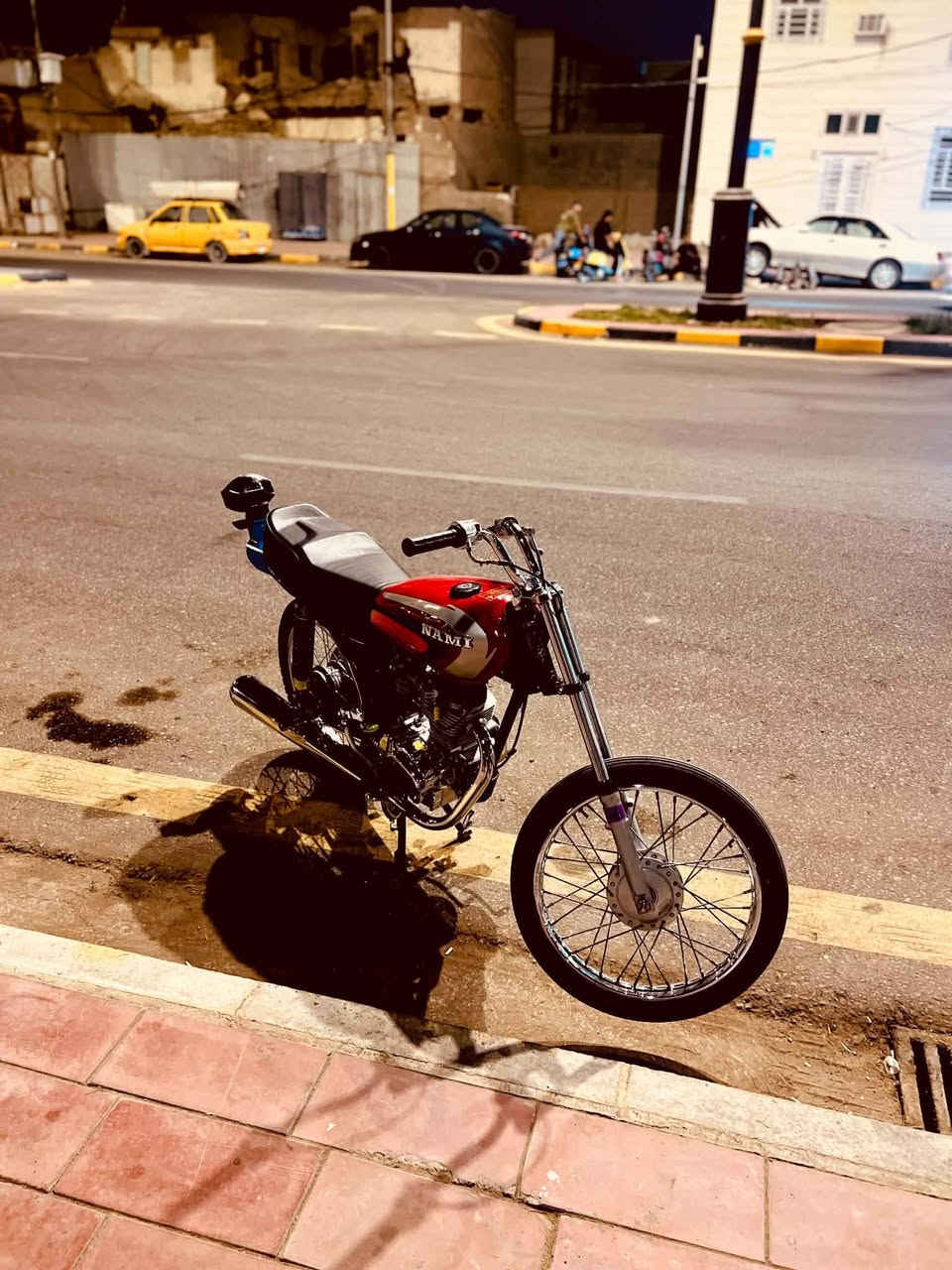 السلام عليكم دراجه ناعمه تعمير تعمير 27 شاصي اسكنر موديل 26 دراجه مفتوحه بس ولفات كله اصلي كل شيء ما ناقصها بسعر مناسب 650 مكاني النجف حي الوفاء وهذا رقمي ***********

