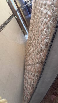 دوشك نفرين جديد السعر 75 العنوان الشعب سوق شلال للاستفسار 07744442716 ...