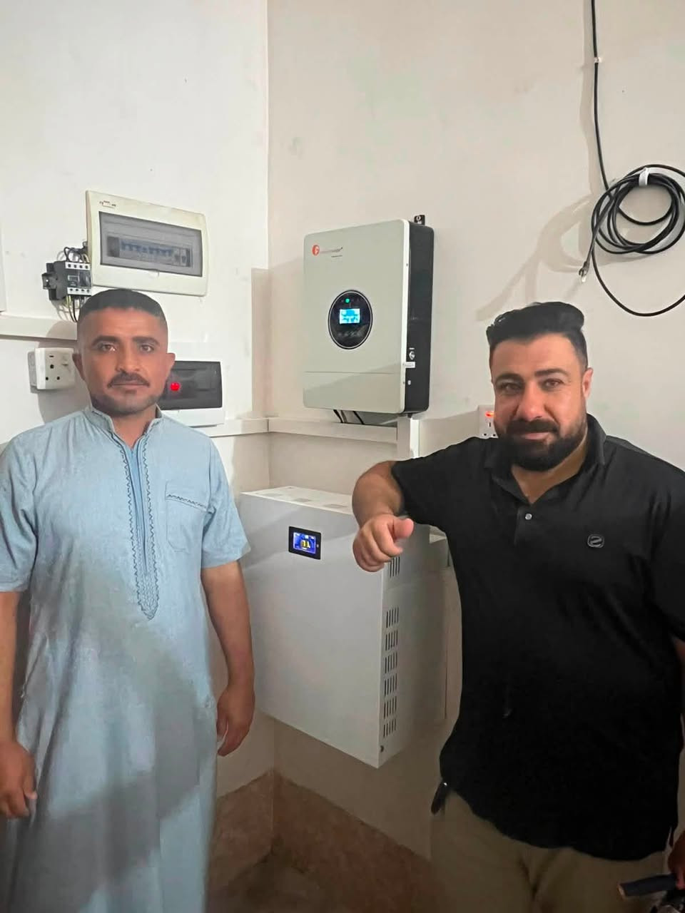 تم بفضل الله تركيب منظومة طاقة شمسية
للاخ رائد صباح صالح في قرية اچحلة 
بواقع 10 امبير نهاري و 8 امبير ليلي 
تضمنت ملحقات هذه المنظومة 
باتري ليثيوم ضمان 5 سنوات استبدال 
اللواح جينكو 620 واط ضمان 15 سنه 
انفيرتر فلستي 4 كيلو واط ضمان سنه 
وصيانة لمدة سنه مجانآ 
أفضل الاسعار واعلى جودة للاستفسار والطلب العنوان 
ناحية القيارة مقابيل صيانة الكهرباء مجاور فلاح ابو الباتريات 
البيع نقد وتقسيط بدون مقدمه على 18 شهر 
للتواصل والاستفسار 
*********** مهند الشاحوذ 
*********** وسام العيد 
مكتب طاقة المستقبل
