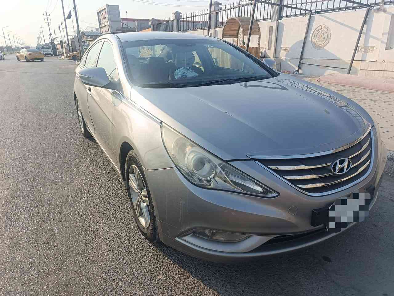 سلام عليكم سونتا ادوات للبيع موديل 14مكينه كير جاهزات تبريد ثلج تبريد كشنات وتتفئه حداديه جديده سياره جديده عل وضع شركه ومال جناي ارقام سنويه انكليزي كهربائية جاهزه. كصه جنطه    وسبير ما نازل ***********سعر 48بيه مجال بيع او مراوس مكان البصره

