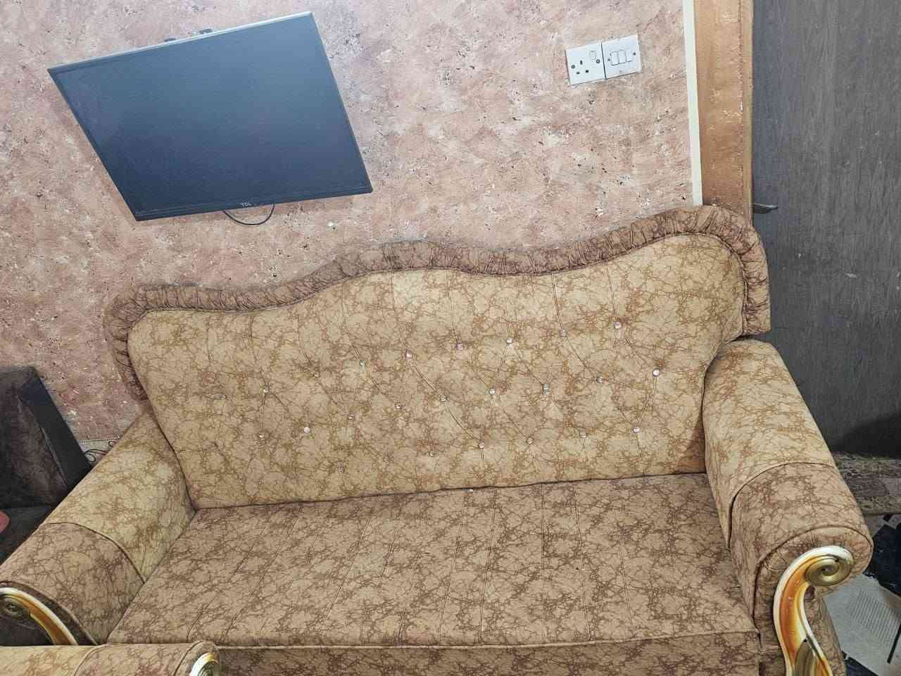 تخم • مستعمل • ١٢ نفر