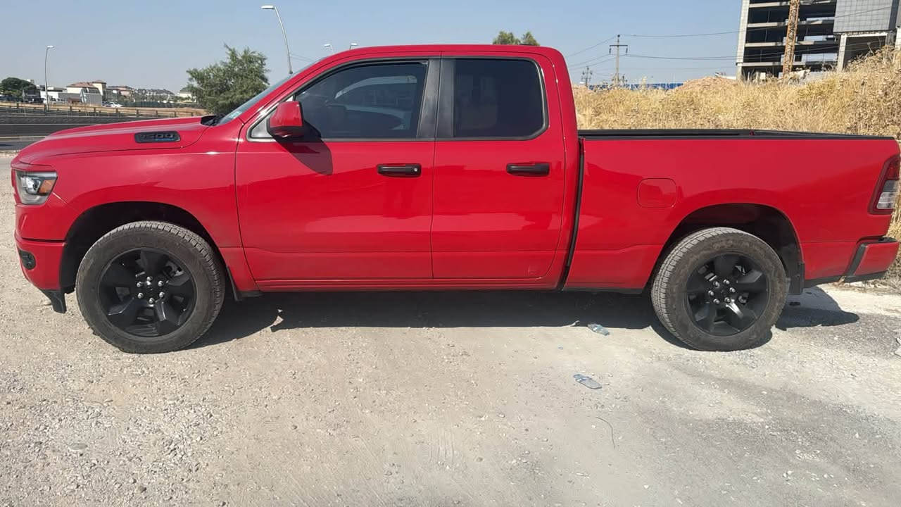 دوج رام 2024❤️ v8
محرك V8
ماشيه 65Mi
4X4دبل اكسل
باب قصير بدي طويل 
حادث سياره بنيد فقط بخ بدون دواخل وشاصي وايرباك شرط
سياره بدون رقم تترقم شمالي شرط الرقم 
سعر سياره : 235ومجال
***********
