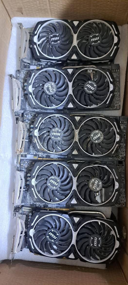 كروت شاشة عاطلة

نوعية rx 580  8gb

الكمية ٣٤ كرت

بغداد -لايوجد توصيل

رقمي ***********
