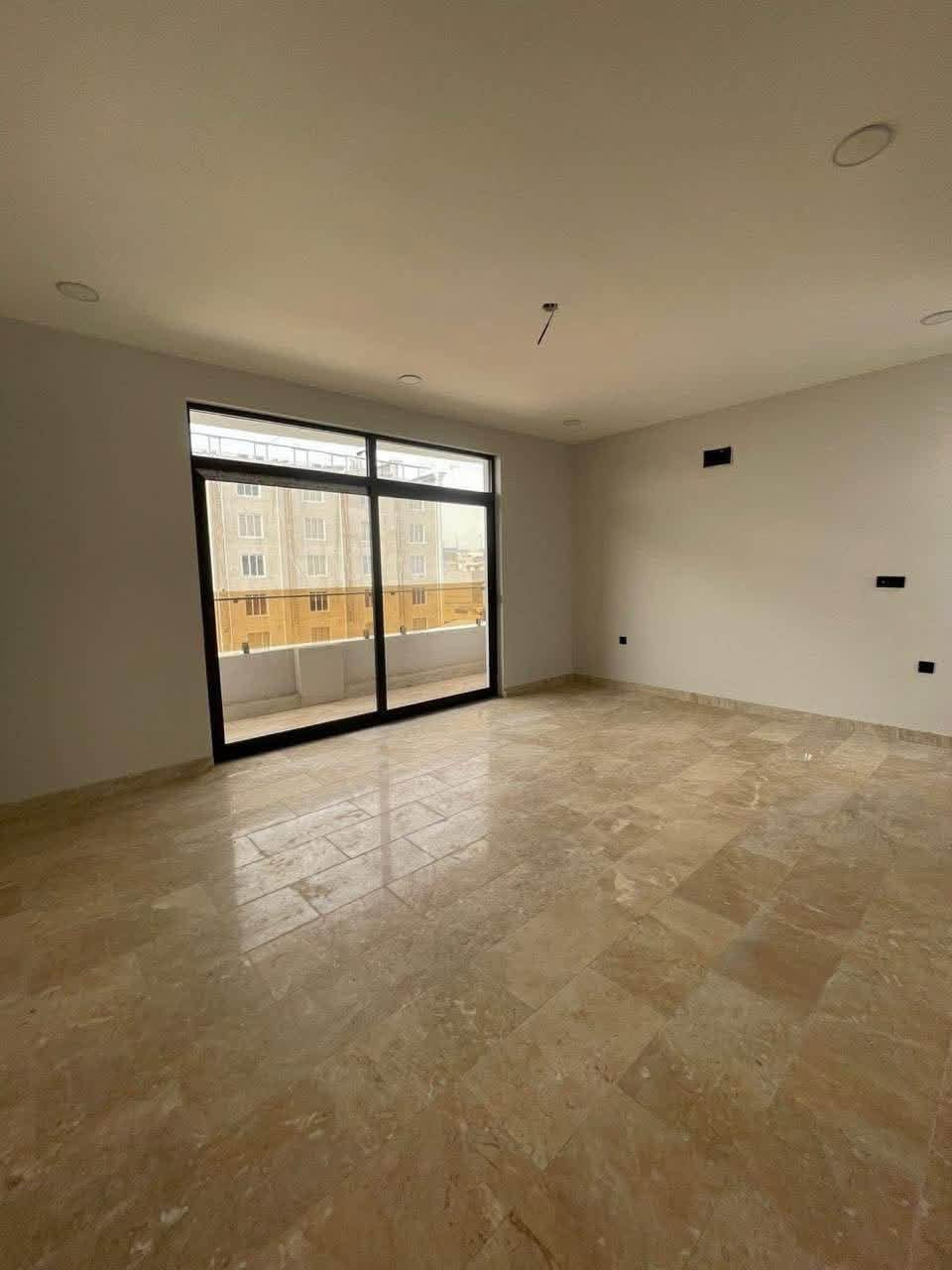 🏡 للإيجار | بيت جديد درجة أولى

✨ فرصة مميزة للسكن الراقي في بيت جديد وبمواصفات ممتازة، يتميز بالتنظيم والمساحات المناسبة للعائلة.

🔹 المساحة: —
🔹 4 غرف نوم
🔹 صالة واسعة
🔹 مطبخ
🔹 3 مجموعات صحية
🔹 بناء جديد وتشطيبات درجة أولى

📍 الموقع: بغداد – السيدية
📞 للاستفسار والحجز: ***********
🏢 مكتب المصطفى للاستثمار والتطوير العقاري

#للإيجار #بيت_للإيجار #السيدية #بغداد #عقارات_بغداد #عقارات_السيدية #الكرخ #بيت_جديد #درجة_أولى #عروض_عقارية #المصطفى_للاستثمار_والتطوير_العقاري
