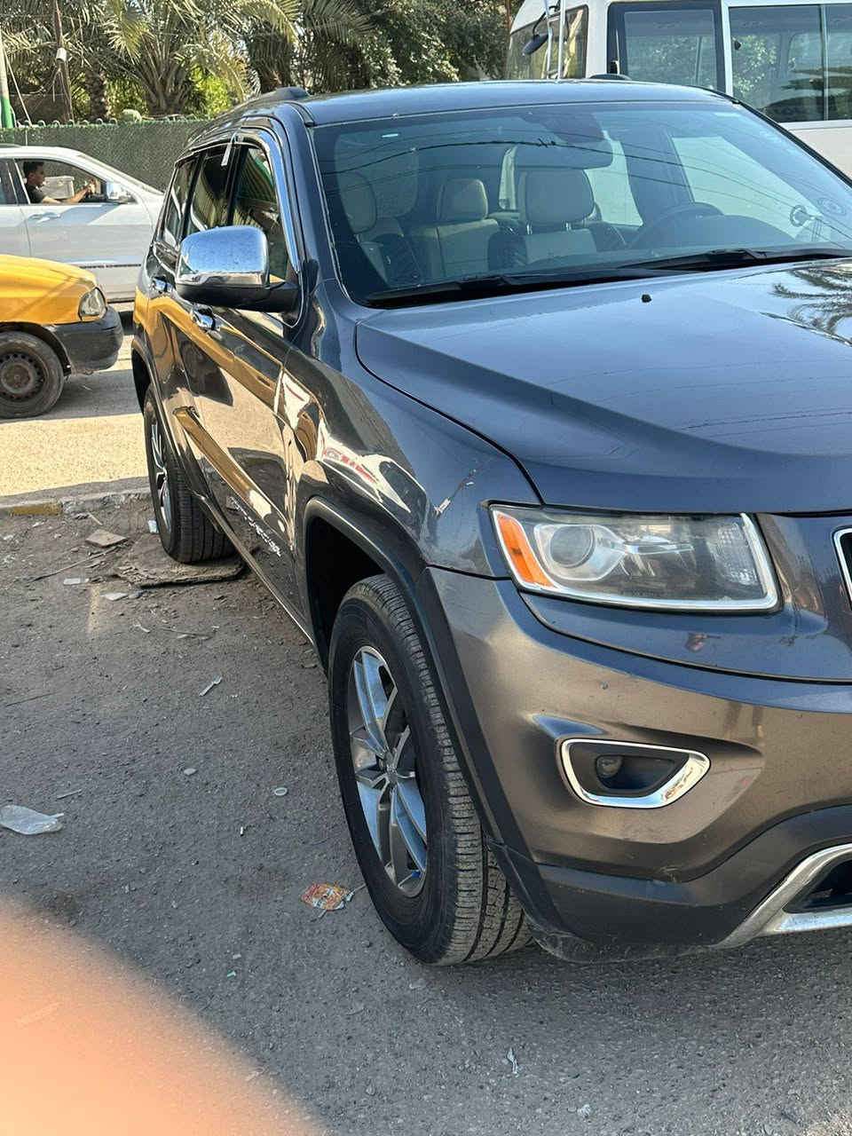 السلام عليكم لبيع فقط جيب لاريد موديل ١٦دخول كلين تايتل حتى دعامية مكفولة رقم سليمانية جديد بسمي سنوية ٢٨سيارة ماشية ١١١ كيلو مو ميل مكان سيارة بغداد الكاضمية شارع طي الرقم ***********السعر ١٨٠ بية مجال قليل
