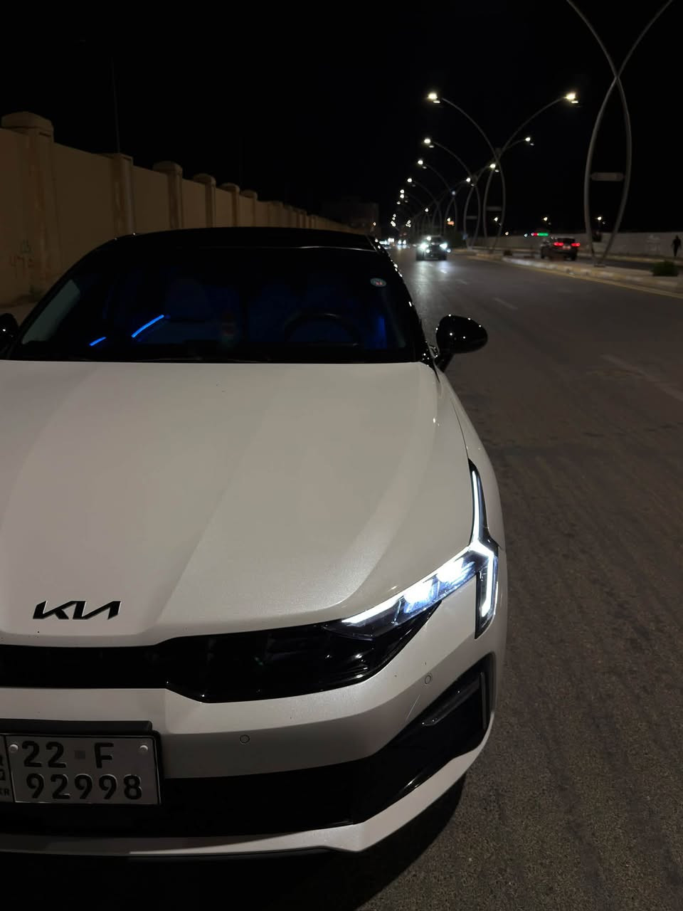 � للبيع كيا K5 EX موديل 2024 خليجي
✅ محرك 2500 GDI

✅ ممشى 49.000 كم

✅ وارد خليجي وكاله اكدال 

✅ رقم أربيل

✅ هزة وسنوية جديدة لحد 2027

المواصفات:

▫️ سقف بانوراما

▫️ كاميرا خلفية

▫️ مستشعرات وقوف

▫️ حساسات ضغط الإطارات (TPMS)

▫️ نظام مراقبة النقطة العمياء

▫️ نظام المفتاح الذكي (Smart Key)

▫️ تشغيل عن بعد

▫️ صندوق ذكي

▫️ مثبت سرعة

▫️ كشنات جلد

▫️ داخلية لون بيجي

▫️ فرامل يد إلكترونية (بصمة) مع Auto Hold

▫️ مصابيح أمامية LED

▫️ فتحات تكييف للمقاعد الخلفية

▫️ مرايا جانبية كهربائية

📌 السيارة خليجي وليست أمريكي

📌 كلين من التبديل

📌 بيها بعض المعالجات التجميلية البسيطة (PDR) ومصلحات خفيفة

📌 جاهزة للفحص بأي مكان
السعر 215 وبيه مجال بسيط 
***********
العنوان الانبار الرمادي
