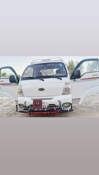 سياره 2010 سنويه باسمي 93 وبيها مجال شيء بسيط07818698919