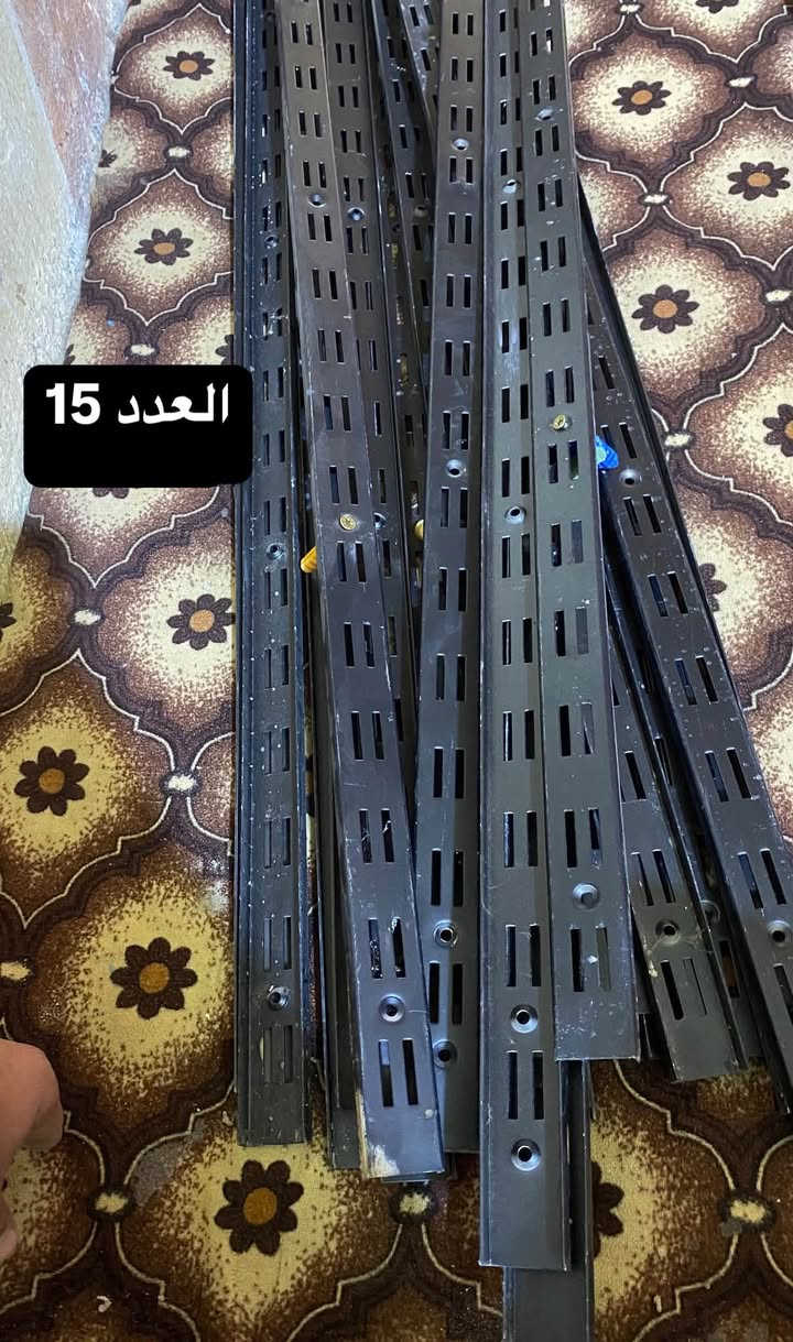 ديكور محل كامل للبيع شرط كلة جديد السعر 450 مكاني ديالى بعقوبة هالرقم ***********

نص مكتوب في الصور:
- العدد 180
- العدد 2
- العدد 1
- العدد 15
- العدد 50
- العدد 3