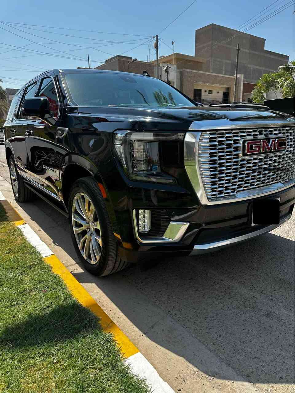 السلام عليكم 
جمسي دينالي 2023
مغلفة ppf وكالة المنصور
ماشية 30 الف كم
العنوان بغداد زيونة
*********** بغداد, العراق
