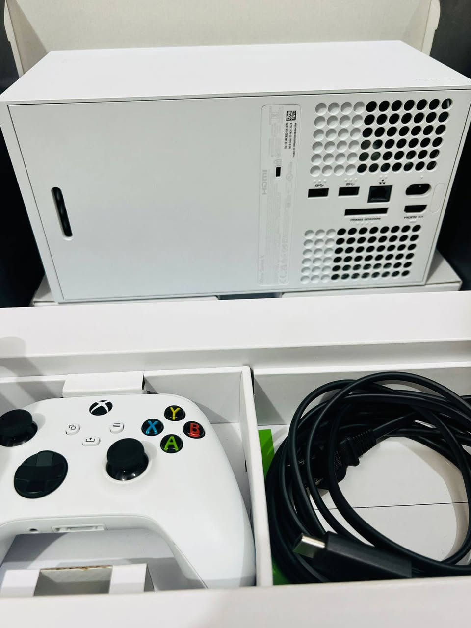 سلام عليكم 
اكسبوكس سريس اكس نسخة الديجتل/xbox series x digital edition 
جهاز مستخدم 3 اسابيع نظيف اخو الجديد ضمان اسبوع تجي تفحصة وضميرك مرتاح
بي يدات ثنين اليد الاصلية مامستخدمة فقط يدت الgamesir
السعر 825
الموقع بابل قرب شريفة بنت الحسن
التواصل/***********
