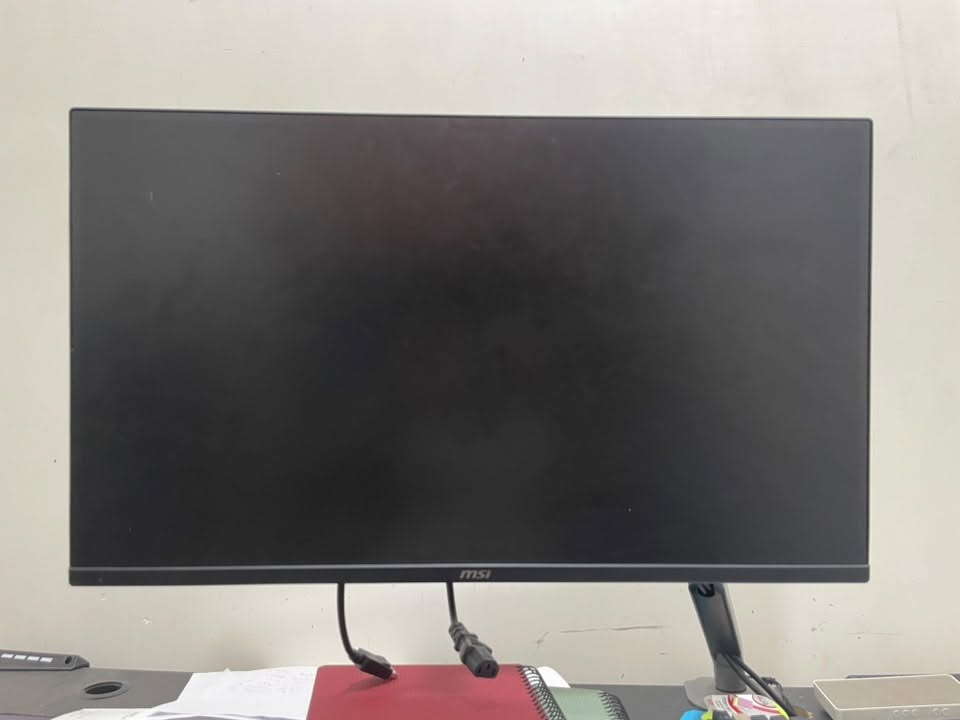 MSI MAG 275QF • ٢٧ بوصة • ١٨٠هرتز ٠٫٥مللي