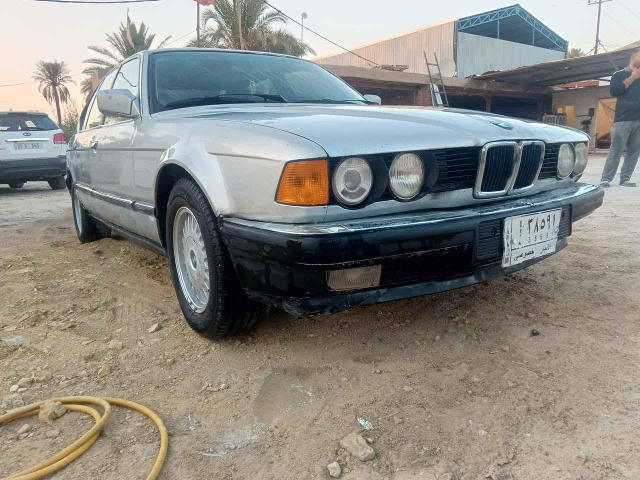 السلام عليكم 1990 حجم 730 6سلندر مكينة وگير وحدادية وتخم تاير كهربائيات كلها شغالة على الشرط رقم أنبار مشروع وطني لل28 شرط التحويل مكانها الديوانية *********** أتصل واتساب بيع أو مراوس
