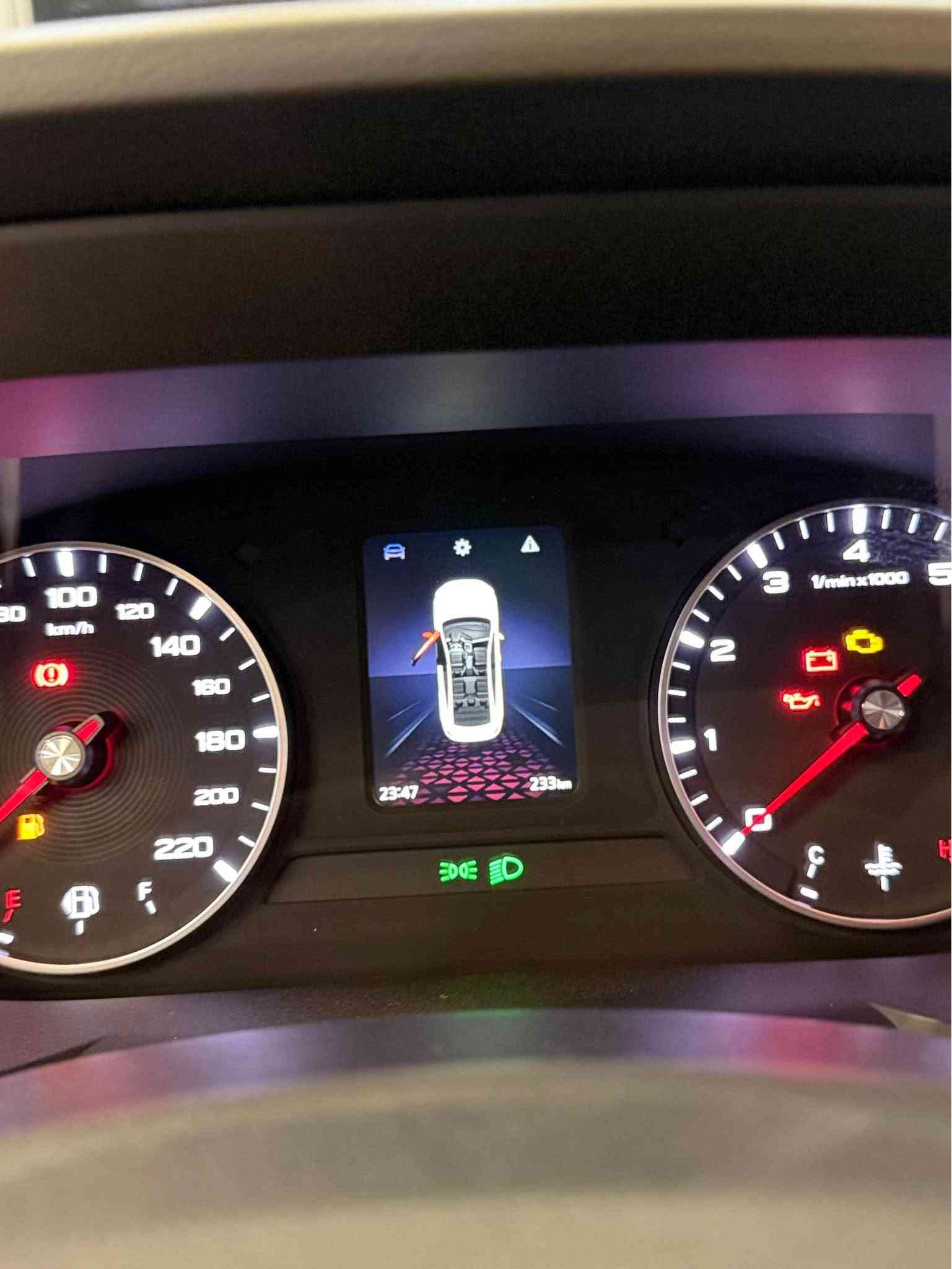 ام جي GT • ٢٠٢٥ • جير عادي