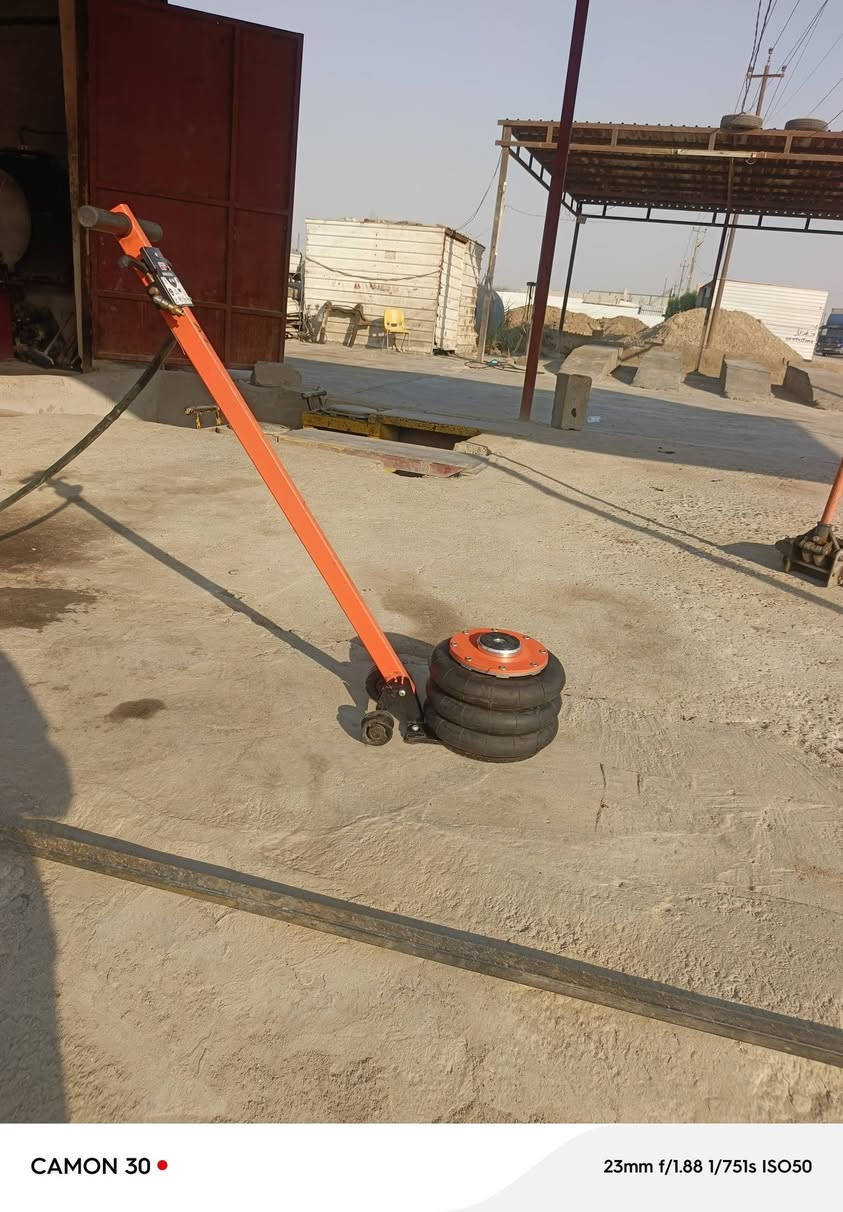 جك هواء اصلي باله مو سوكي داخل الجوبلس جك اتعلك بي وتبقي هوه جك هوه تكمه بي بس التاير مكسور يتبدل عنوان بغداد الدوره *********** سعره 225 وبي مجال

نص مكتوب في الصور:
- CAMON 30
- 23mm f/1.88 1/807s ISO53
- CAMON 30 • 23mm f/1.88 1/751s ISO50
- CAMON 30 • 23mm f/1.88 1/609s ISO52