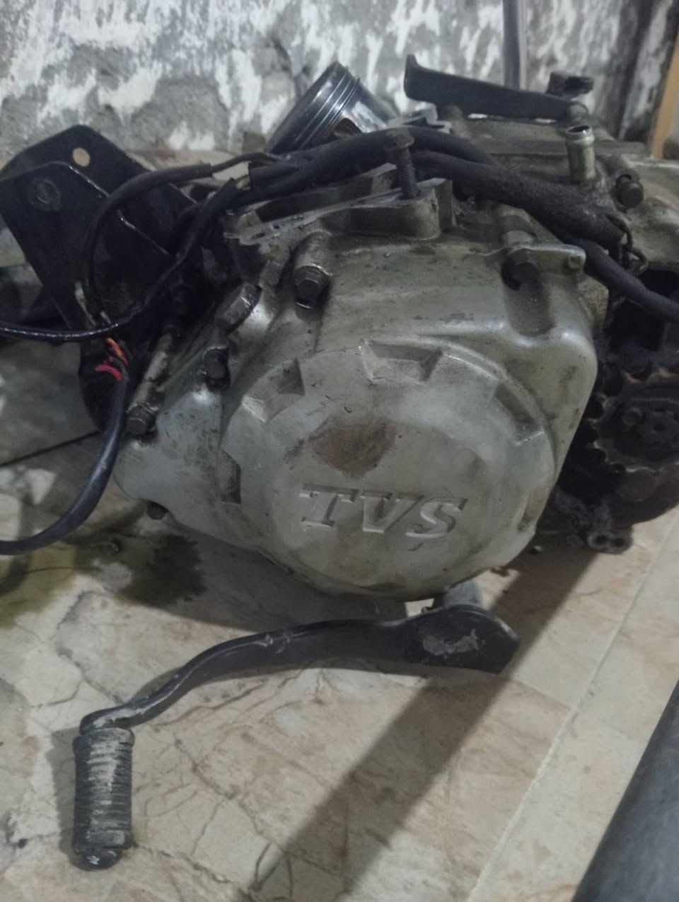 TVS 125 • مكينة بحاجة بستم • كربريتر شغال