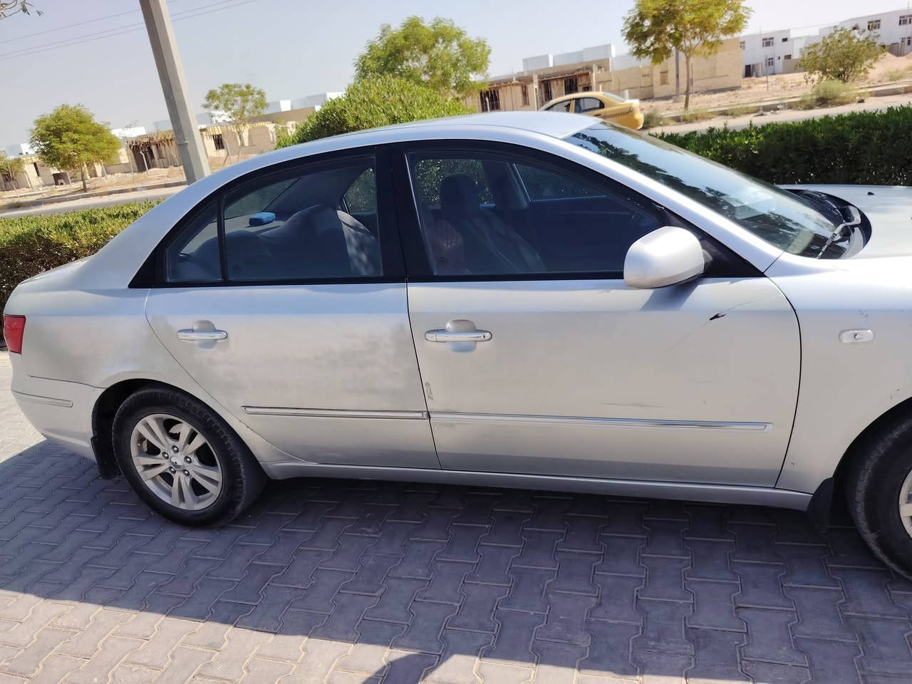 سلام عليكم
أرخص سوناتا حالين
موديل 2009رقم دولي وكاله مداورماكومشكله 
بيه بابيت وجاملغ جارد وجاملغ مبدل مثل ماموجودبالصور
سعر البيع 80$
عنواني النجف الأشرف
للتواصل ***********
