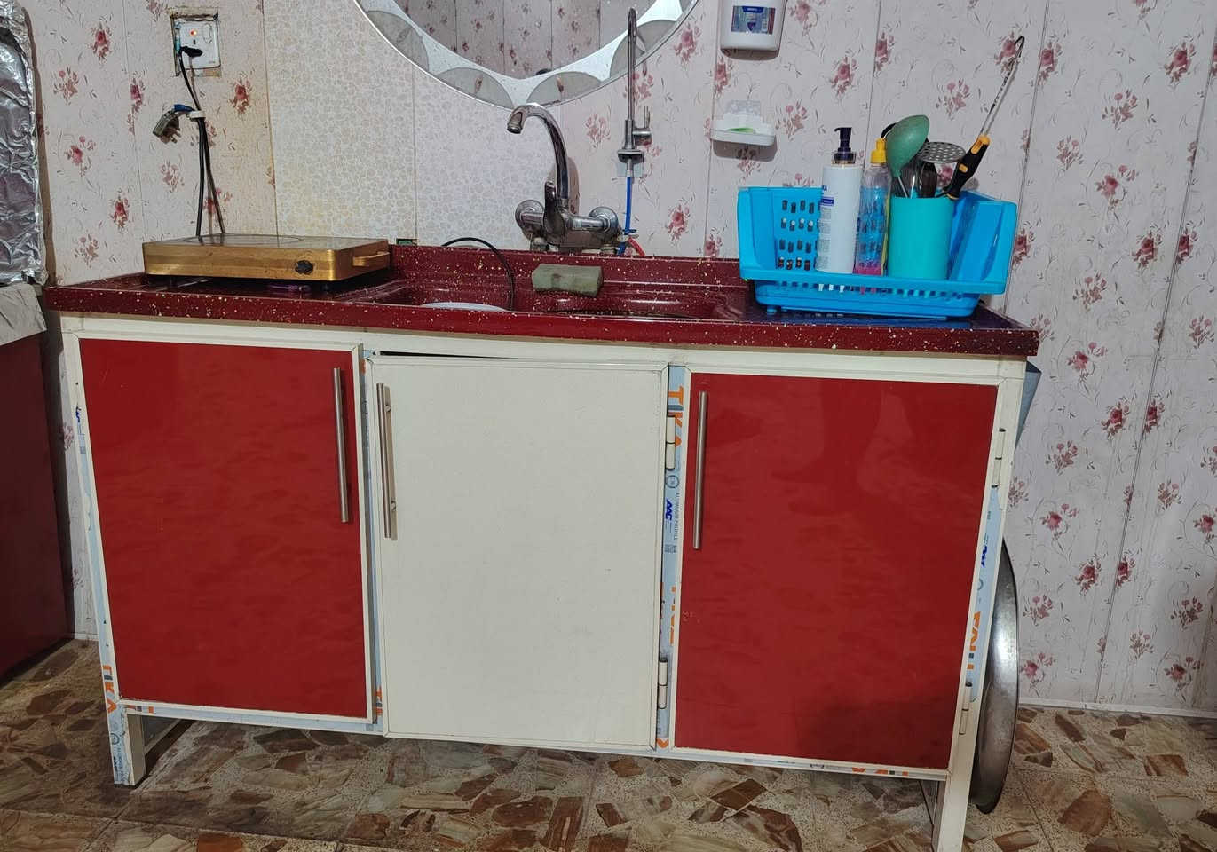 السلام عليكم..
غراض منزل للبيع كلشي شغال ونظيف،
 المكان بغداد_ حي البتول
موبايل ***********
