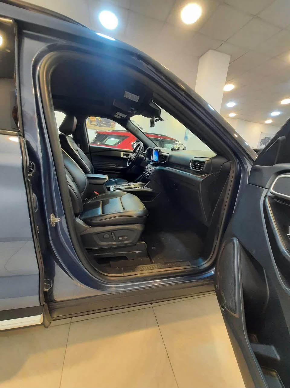FORD EXPLORER XLT PLUS 2020
💠 الفئة XLT PLUS

💠 الموديل 2020

💠 اللون / ازرق  بحري

💠 عداد المسافات94,000 

💠 حجم المحرك 4 سلندر توربو 

💠 القدرة الحصانية 300HP 🐎🐎🐎

💠 اللوحات / 22L 62925

💠 المواصفات 

▪️بصمة 

▪️دخول ذكي 

▪️تشغيل عن بعد 

▪️مثبت سرعة 

▪️قيادة آلية 

▪️تحديد مسار 

▪️رادار جانبي 

▪️رادار امامي 

▪️حساسات خلفية 

▪️كاميرا خلفية 

▪️فتحة سقف بانورامية 

▪️اوتو ستوب ستارت 

▪️تنبيه سرعة الشارع

▪️فور ويل درايف 

▪️مانع تصادم وتحذير 

▪️كشن كهرباء 8 حركات 

▪️كشن تدفئة 

▪️كشن جلد اسود 

▪️وضعيات قيادة 

▪️اوتو هولد 

▪️نفكيشن 

▪️كشن vip 

▪️صندوق كهرباء 

▪️تحكم ستيرن 

▪️مانع انزلاق 

▪️كشافات ضباب 

▪️اوامر صوتية 

▪️ستيرن تدفئة 

▪️اندرويد اوتو 

كير 10 سرعات 

تبريد 3 قطع 

ويل 20 سايد بريك بصمة 

شفتات ستيرن هوك سحب 

 الضرر / تبديل بنيد فقط 

رقم الشاصي/  1FMSK8DH3LGB68546 السعر 235 وبيهاا مجال 📍سامراء.***********
