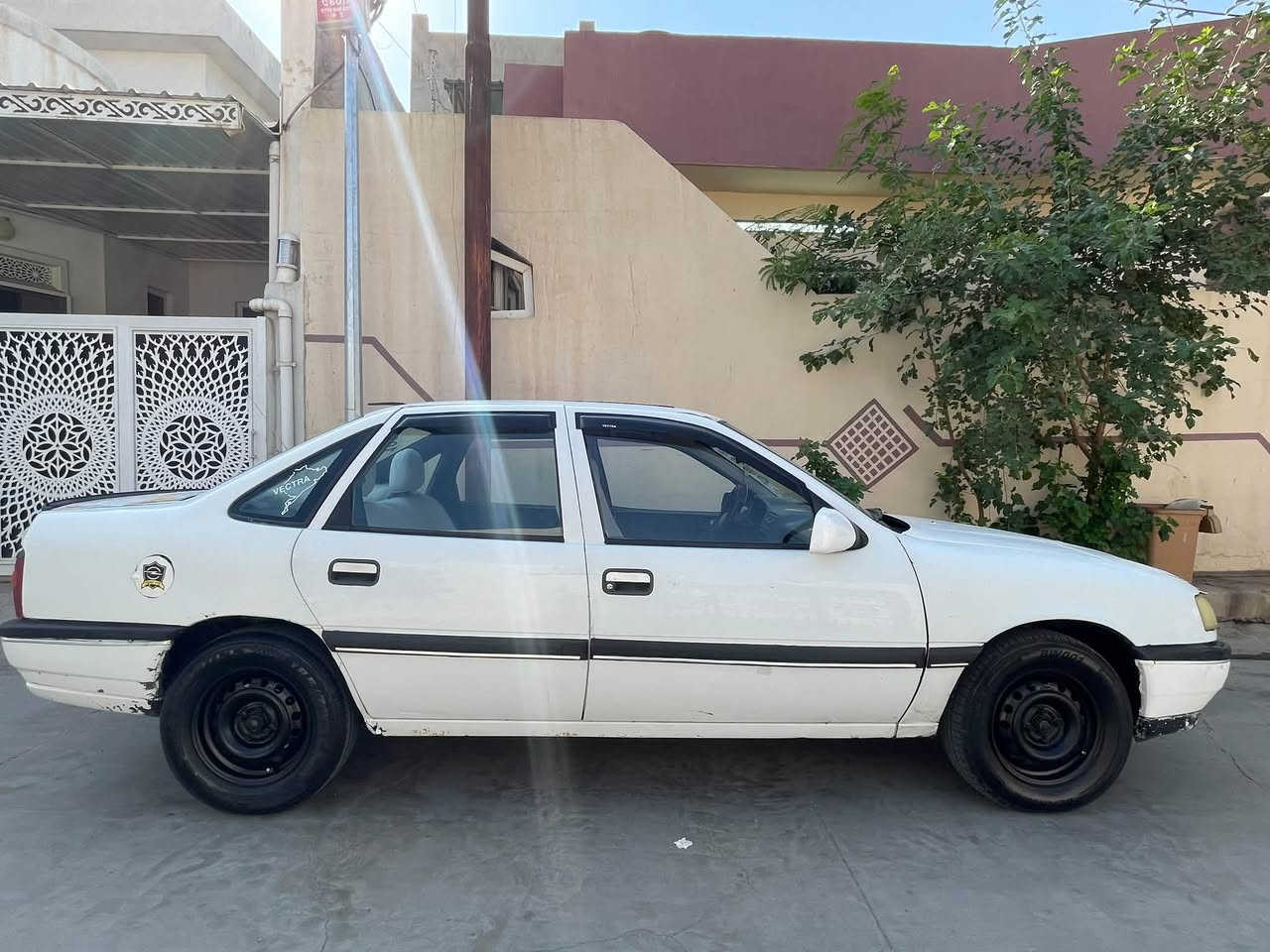 اوبل فيكترا • ١٩٩٢ • رقم كركوك