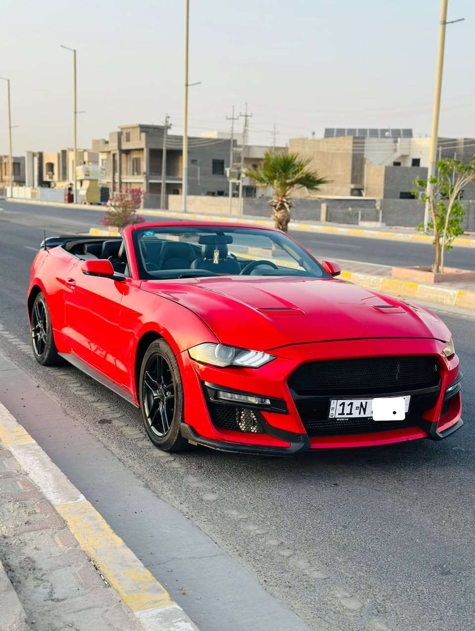 موستنك موديل 2020 وارد أمريكي الضرر بيها جاملغ وبنيد السياره فول كشف أربعه سلندر رقم بغداد معروضه 145 ورقه وبيها مجال 
***********
