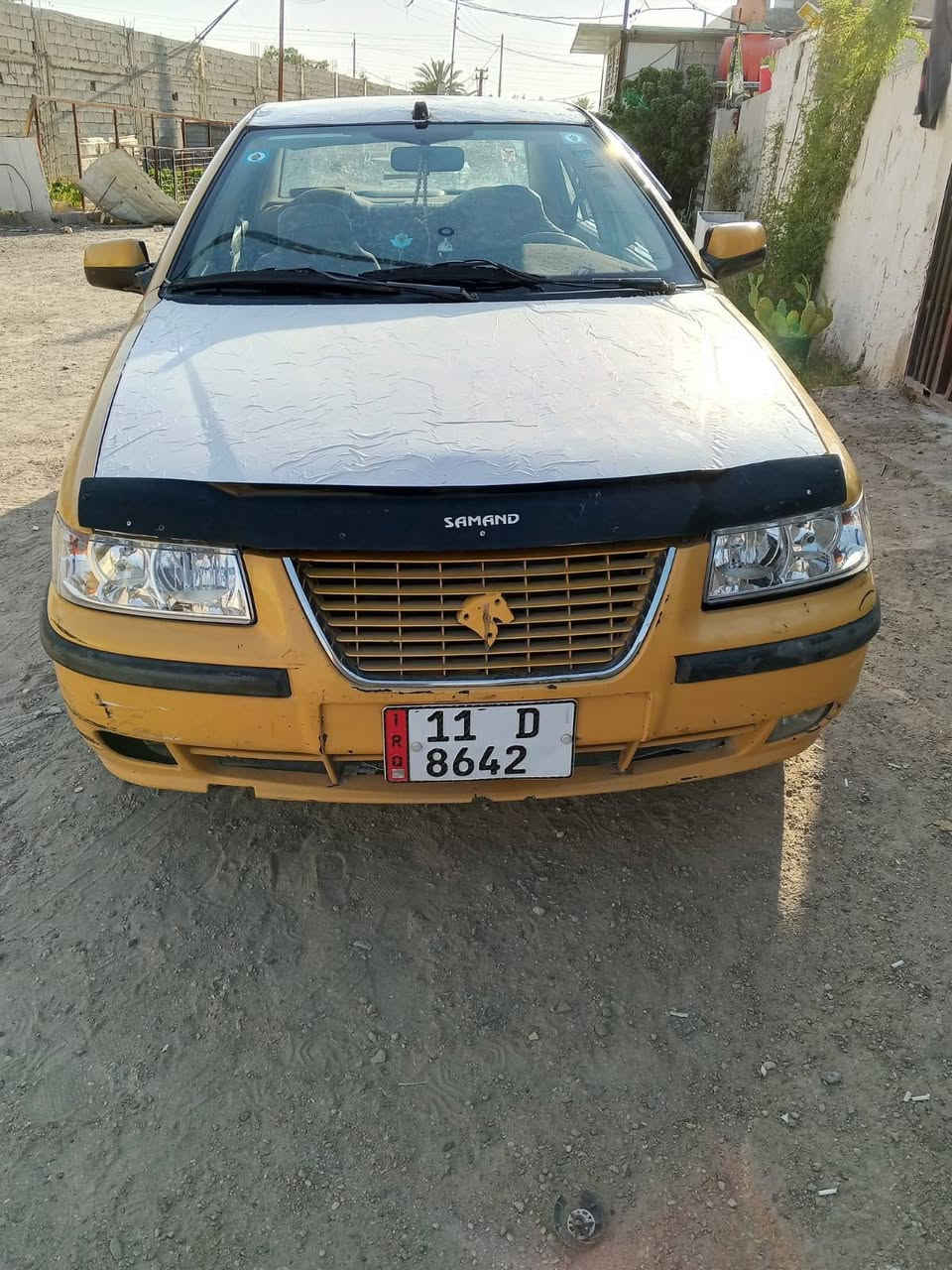 السلام عليكم اخواني سياره سمند للبيع. موديل 11 بيهه  خيط تبخير.  والكبليسر مال تبريد عاطل  سياره مصفره جاهزه العنوان بغداد البياع الشهداء السعر 22 وبيهه مجال 
سياره والله حلوه وكاعده ومتكلف تره تفاليس وتخدمك سياره مال موضف الله شاهد روحه رده يعني ما ماشيه والكشر شوف العين السياره بسمي تمام. الرقم ***********. وبي واتساب

