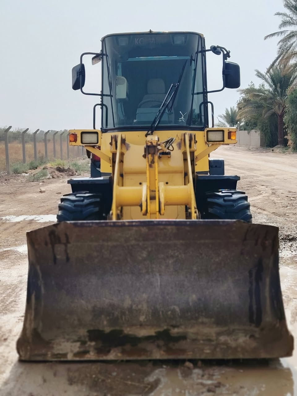 كوماتسو • ٨٠ • موديل ٩٧