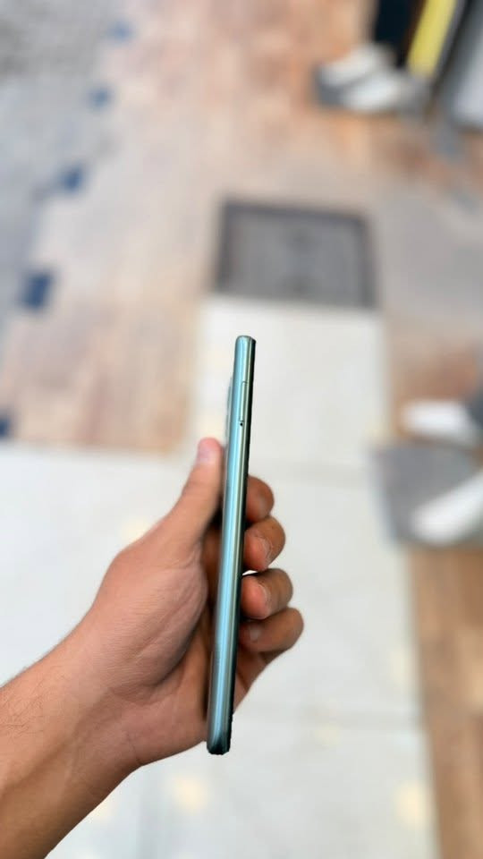 انفكلس هوت 12i جهاز كلش نضيف مال بيت 
 
بدون ملحقات 

السعر ( 80) الف

رقمي / ***********
