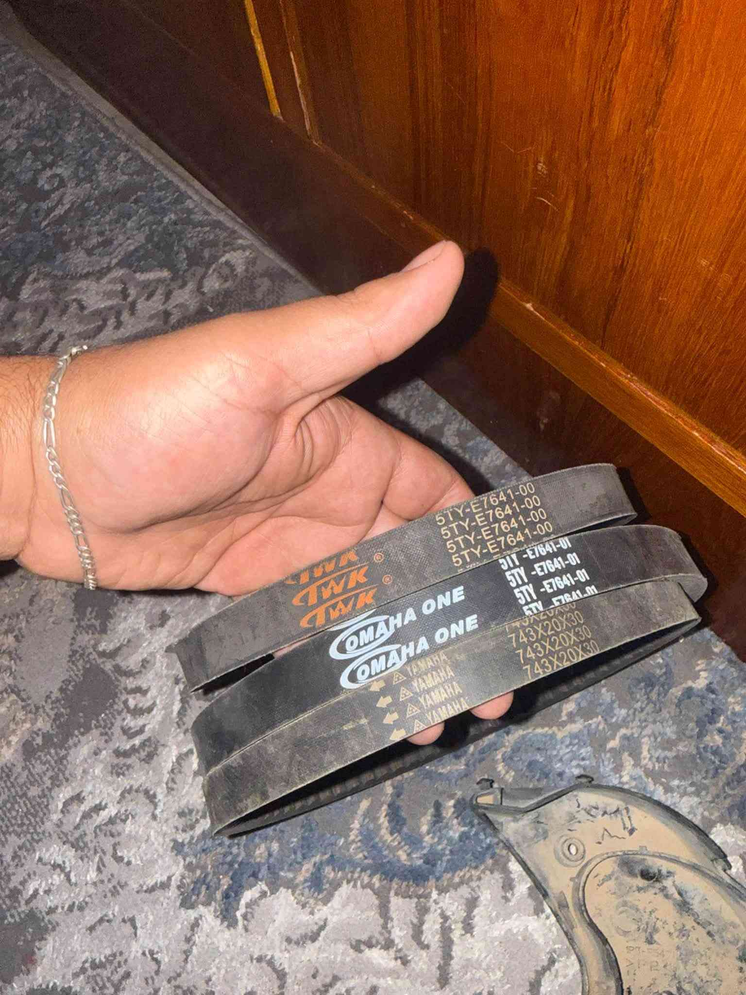 ثعلب • قطع غيار • حديث