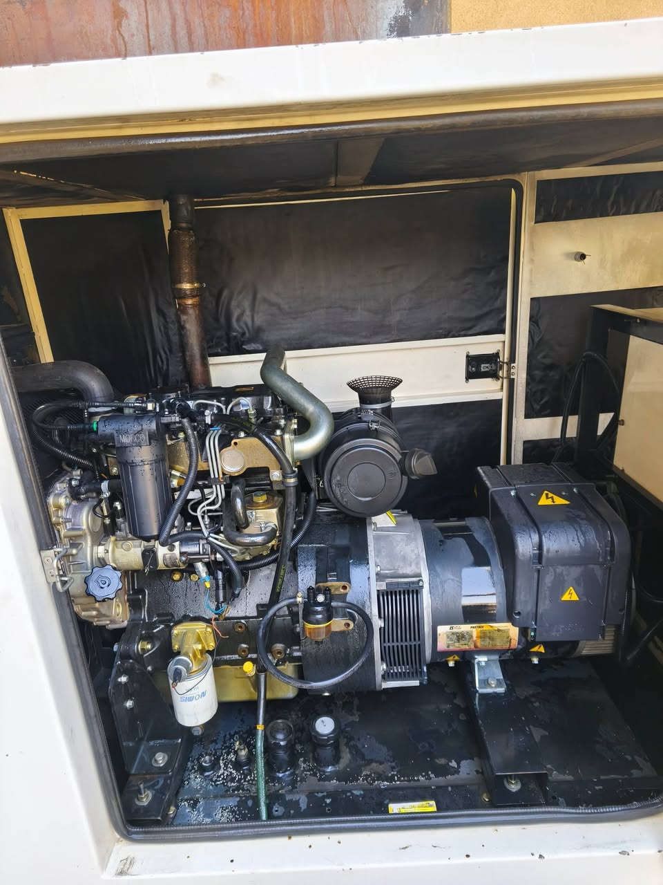 مولد بيركنز كاتم 45 kva
مستعمل نضيف حييل 
للاستفسار الاتصال على الرقم
***********
***********
