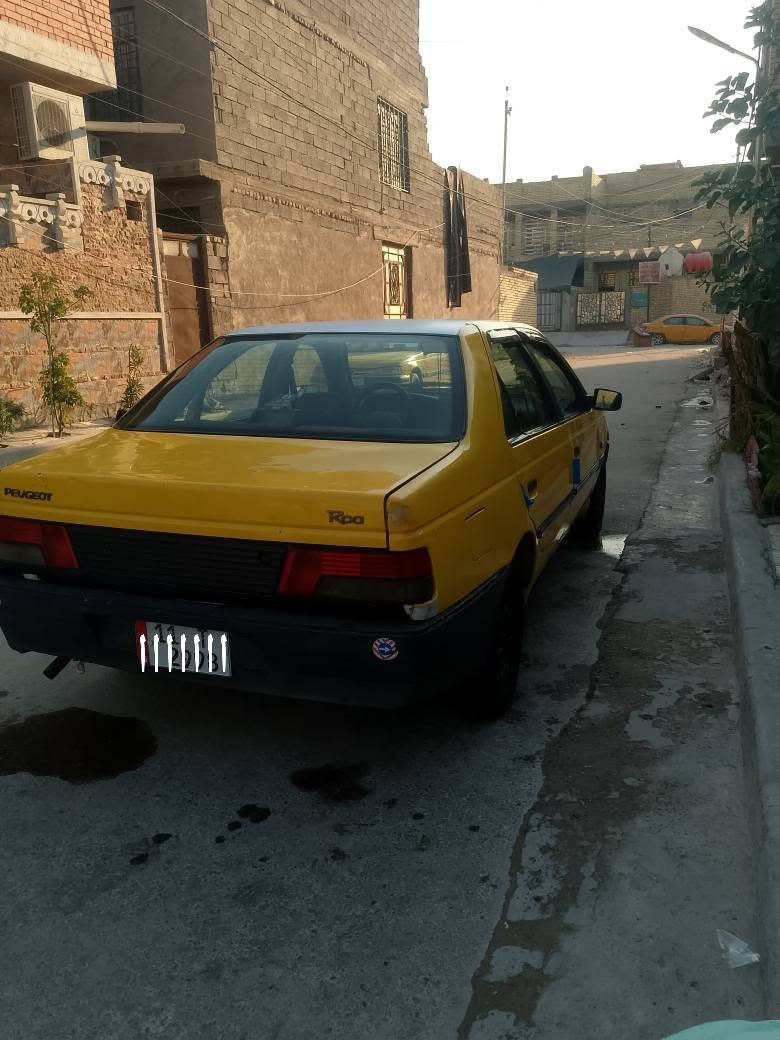 ج سلام عليكم بيجو روه 2009للبيع سياره جاهزه كير مكينه اكسن خير من الله تخم تاير تبريد ويه سويج رقم بغداد دولي بسمي مصفره هيئه وغرامات سنويه ل 28 شواصيها مرايه كهربايات كلها شغاله خير من الله سياره مال بيت ما مشتغله تكسي مكاني بغداد بلديات سعر 22وبيها مجال حك جيه رقم لهاتف ***********
