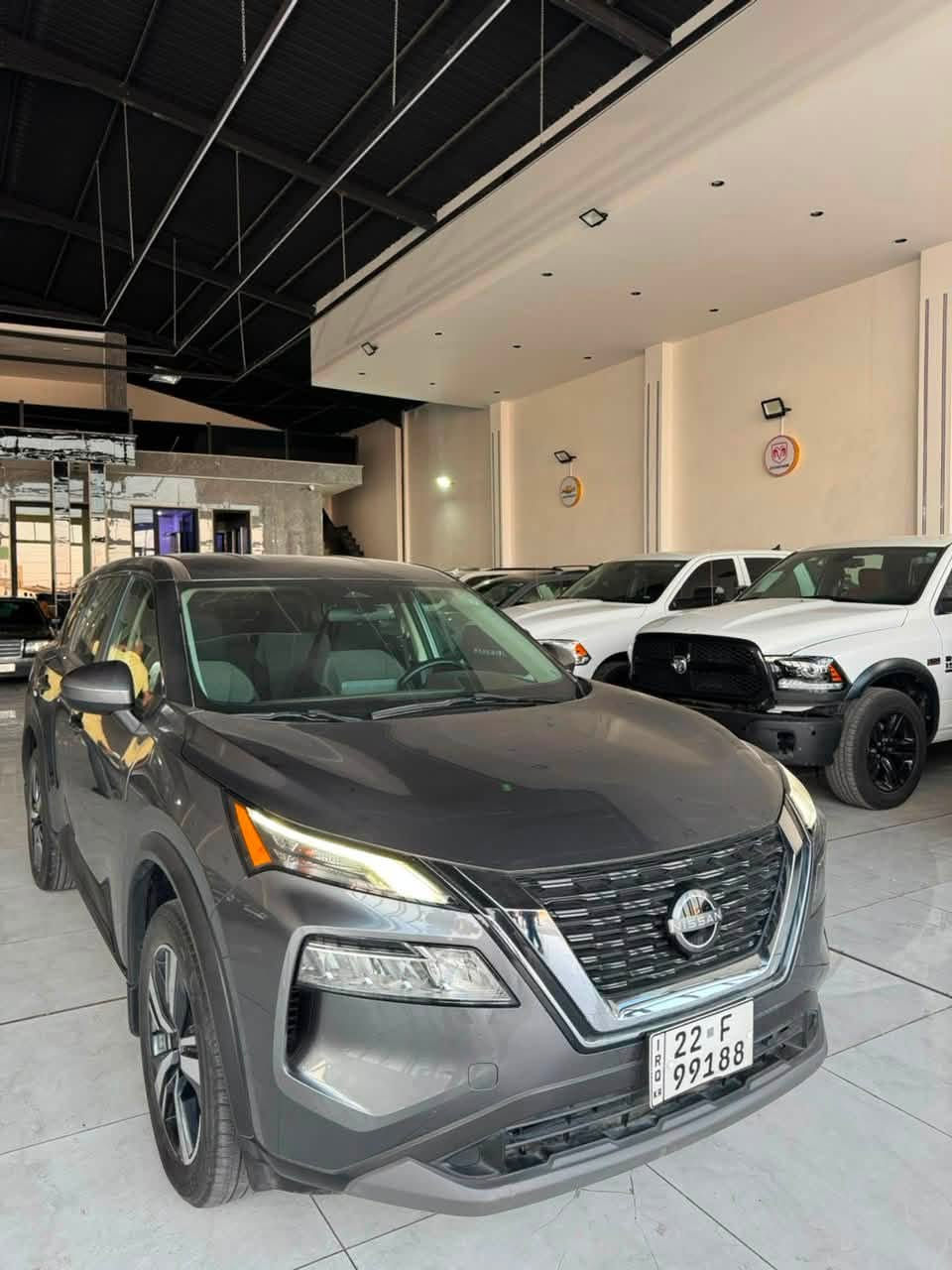 بسم الله الرحمن الرحيم
‏
‏Nissan Rogue SV 2023

محرك 1500 تيربو 
السيارة ماشية بس 27000
قطعتين تبريد
تحديد مسار
قيادة ذاتية
وقوف ذاتي

و باقي بعد مواصفات هواي ما ذاكرها
السيارة ضررها بس امريكا مثل ما موضح بالصور
دعامية خلفية تبديل  فقط بدون دواخل بدون ايرباك 
باقي السيارة كير محرك شخوط بارد شرط انطيك ياها
مكان السيارة ( نينوى  )
للاستفسار و التواصل اتصل على الرقم 
البيع نقد  مستعجل ١٧٥

***********
او تواصل واتساب
رقم الشاصي 5n1bt3ba1pc874904
