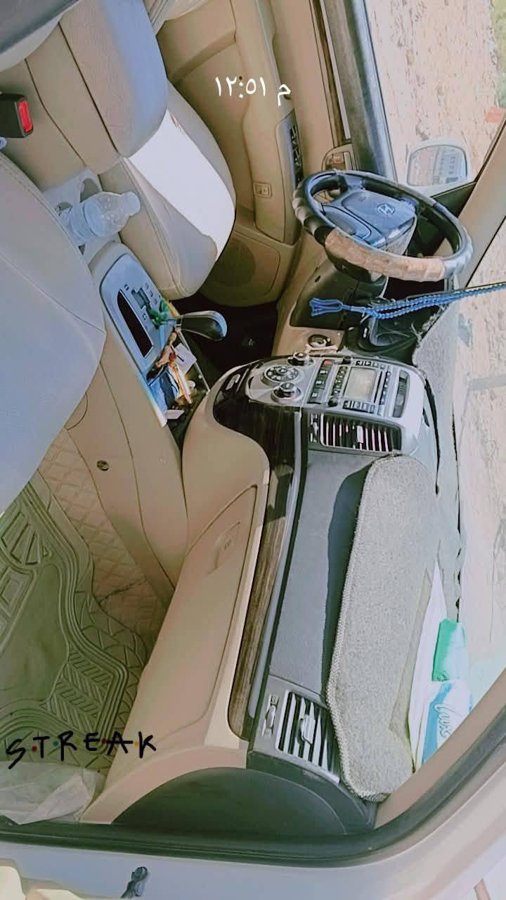 سنتافيه موديل 11 خليجي رقم بغداد بسمي  السياره مكفوله مكينه وكير وحداديه  لا ضربه ولا كلبه السعر 135 مكان السياره ميسان العماره رقم الهاتف *********** مكلف بلنشر

نص مكتوب في الصور:
- ١٢:٤٩ ص
- S.T.R.E.A.K
- ١٢:٤٩ م
- STREAK
- 12:51 م
- ١٢:٠١ م
- ١٢:٠٥ م
- ١٢:٥٢ م STREAK
- ١٢:٥١ م STREAK