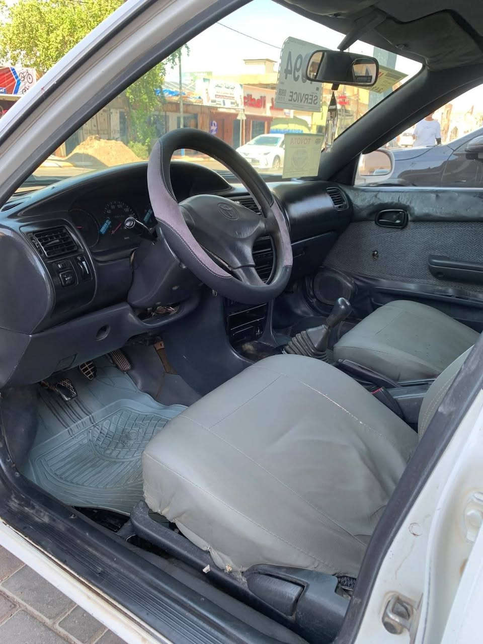 للبيع موديل ١٩٩٤سيارة جاهزه من كلشي السعر ٤٨وبيها مجال حك جيتك ***********
