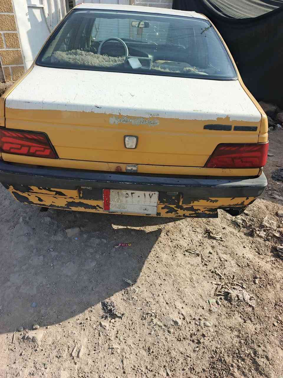 بيجو 405 للبيع السعر 11  سياره جاهزه اي نقص ما بيها بيع مستعجل الشراي الاتصال على هذا الرقم***********
