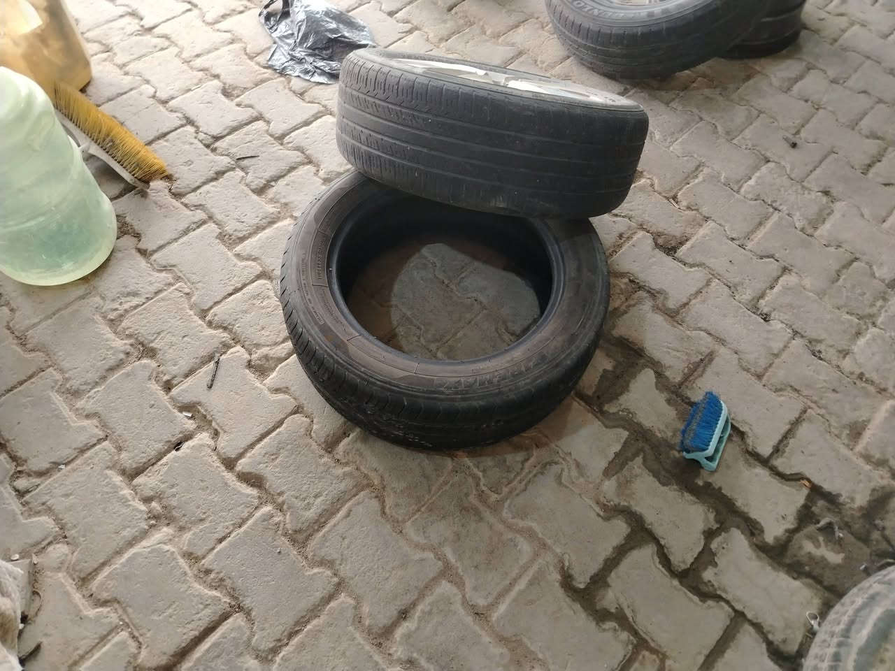 زوج تايرات • ٢٠٥/٥٥/١٦ • كوفه