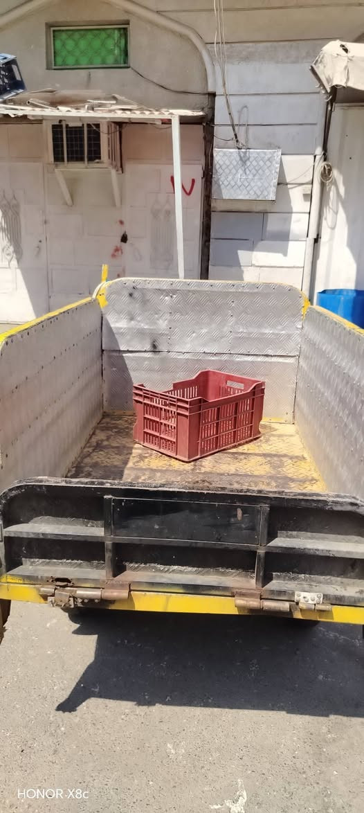 للبيع: ستوتة شحن بحالة ممتازة
البطاريات: جديدة بالكامل والشحن ممتاز.

​الحالة: جاهزة للعمل، ماطور وشاحنة بشرط النظافة، وشاصي قوي بدون كسور.

​الأوراق: كاملة وموجودة.

​السعر: 700 ألف دينار.

​رقم ***********
