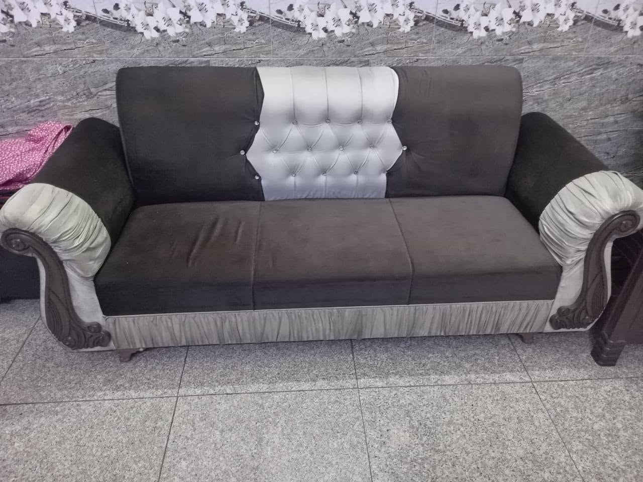 غراض للبيع رقمي بي واتساب ***********
