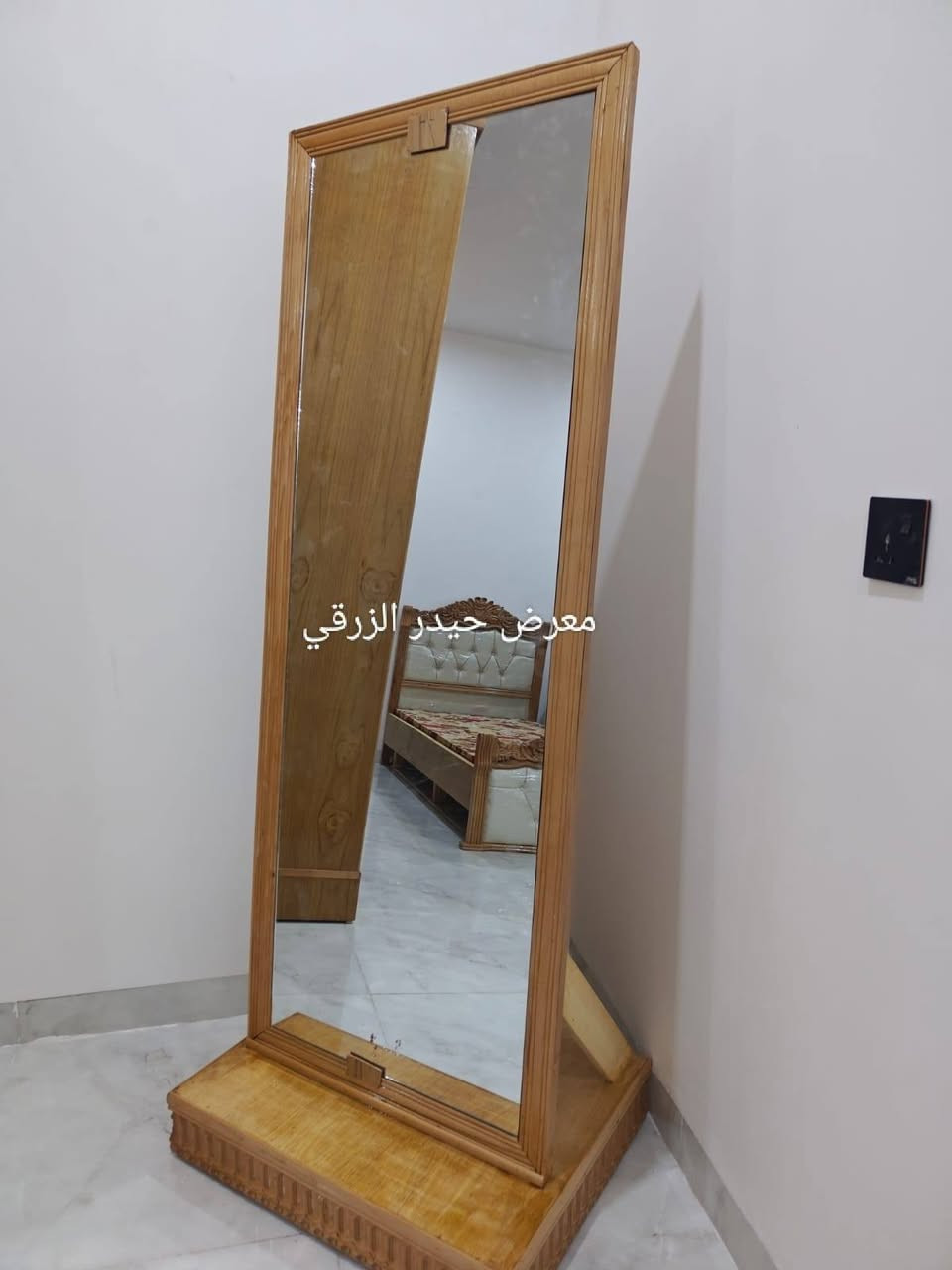 غرف نوم نقد و بالتقسيط على12و 18 شهر بدون مقدمة
خدمة استبدال الغرفة القديمة بغرفة جديدة مع الاتفاق على الفرق
العنوان الموصل الأيمن الصناعة القديمة اليابسات 
لمزيد من المعلومات التواصل على الرقم
*********** يوجد واتساب
المشمولين بالتقسيط جميع الموظفين والمتقاعدين وابطال الدفاع والداخلية
