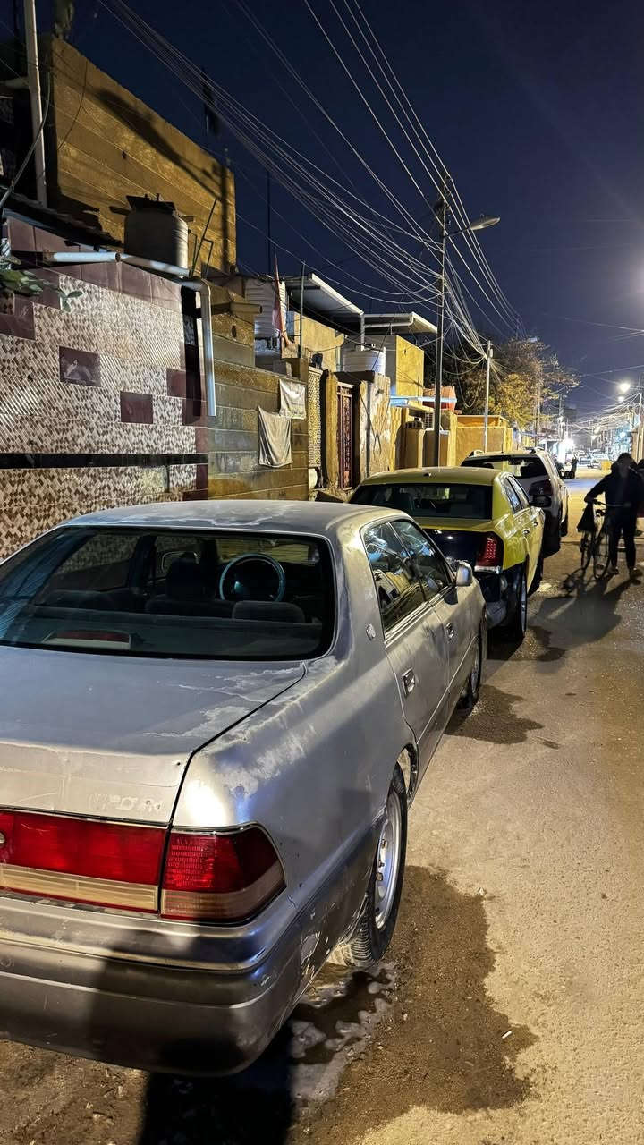السلام عليكم 
سيارة راس الثور فلات ادوات ادوات ادوات  حاويه بدون قص بيع و مراوس حسب القناعه عنواني البصرة ‏مكلف بالنشر و هذا رقم صاحب السيارة ***********
