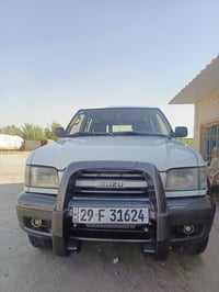 ازوزه للبيع مكينه2500كير اوتماتيك موديل 2001 رقم واسط انكليزي امداور ث...