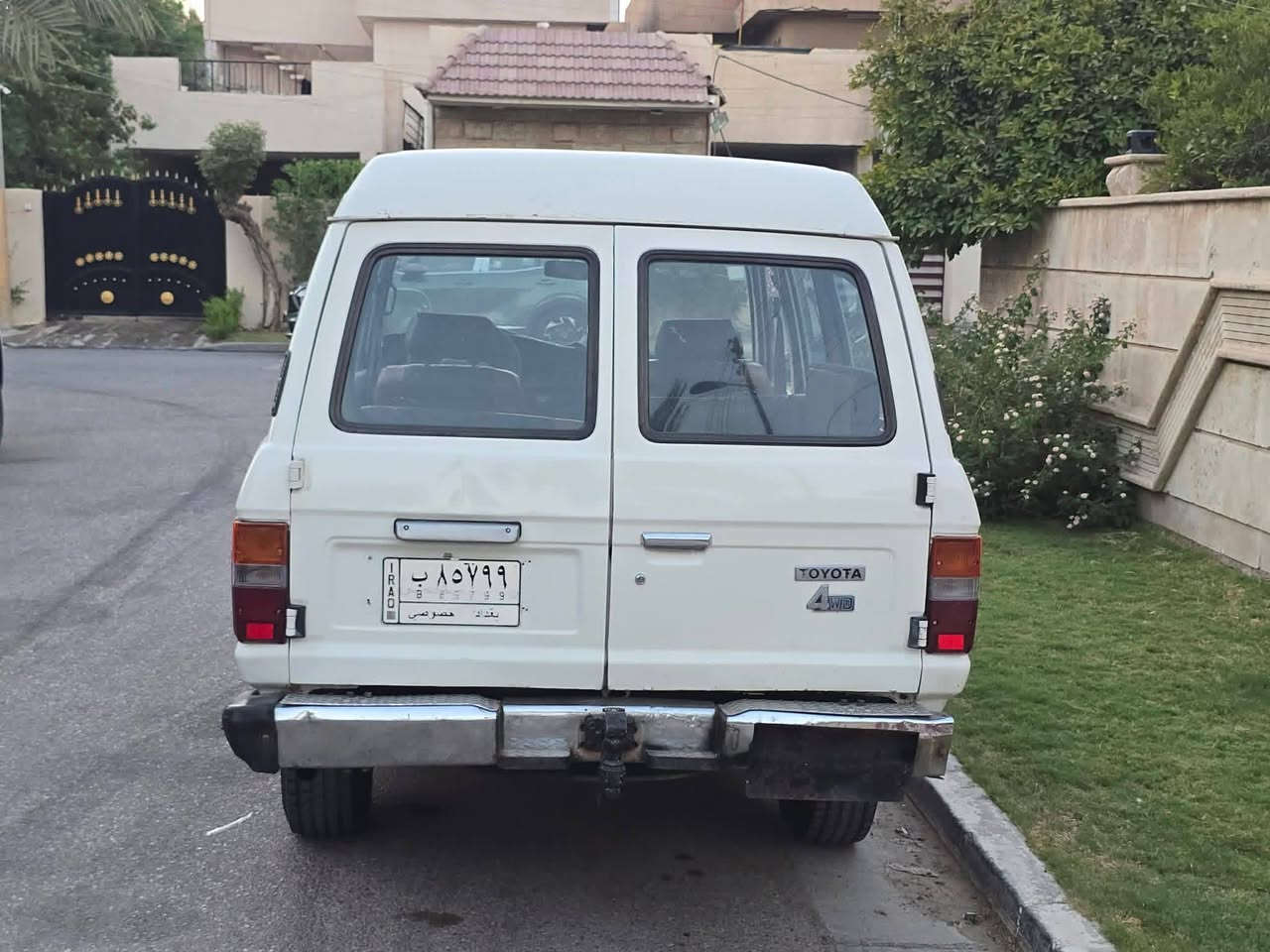 السلام عليكم شباب من رخصت صاحب الكروب المحترم سياره تيوتا لاندكروزر ستيشن موديل 1986سنويه 2028مصبوغه عام جماليه تخم تأثير حداديه جديده مكينه كير خير من الله رايدها 46وبيها مجال مكان بغداد ***********
