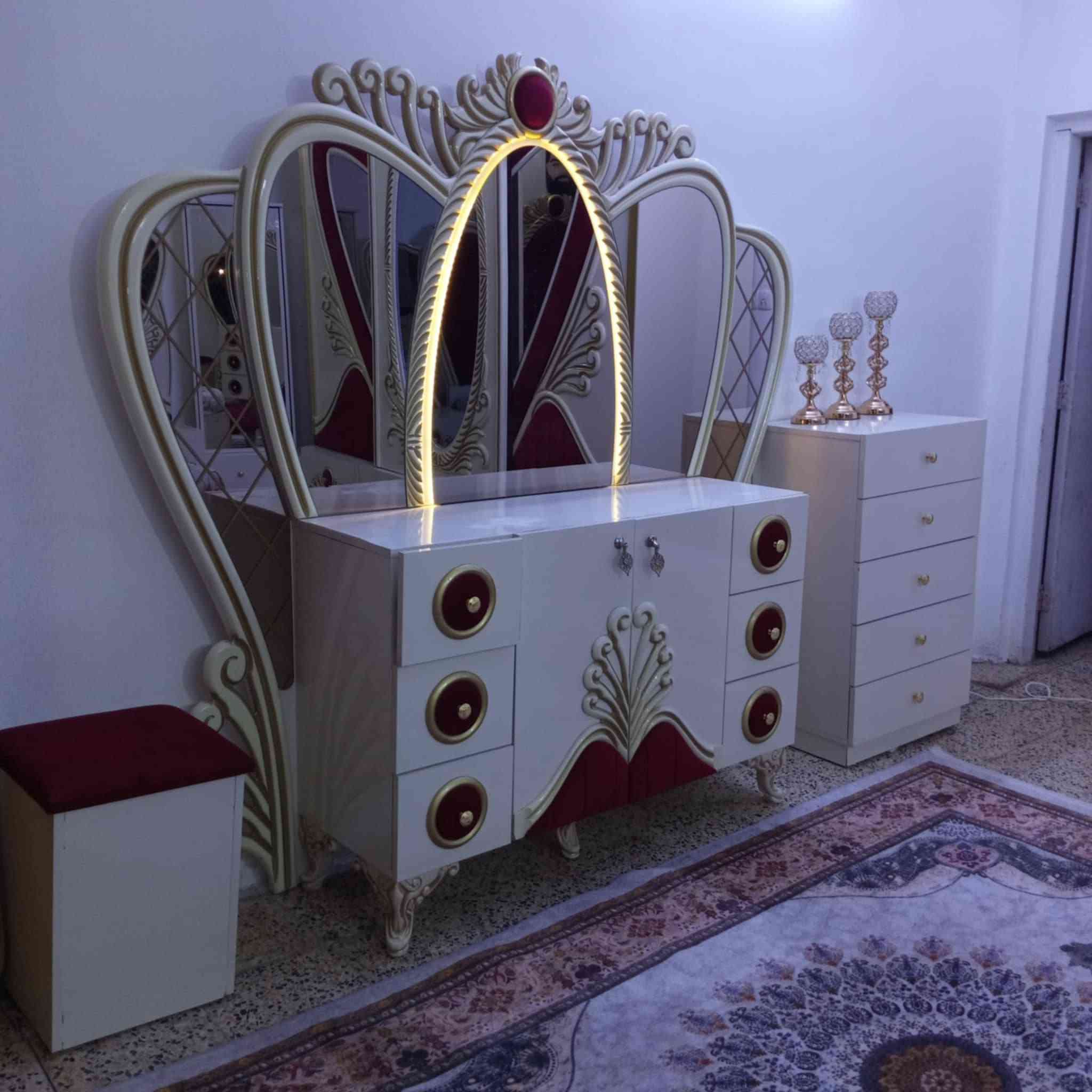 السلام عليكم غرفه تركيه نضيفه مكان بغداد مكلفه بنشر 9 قطع استفتار ع هذه رقم ***********
