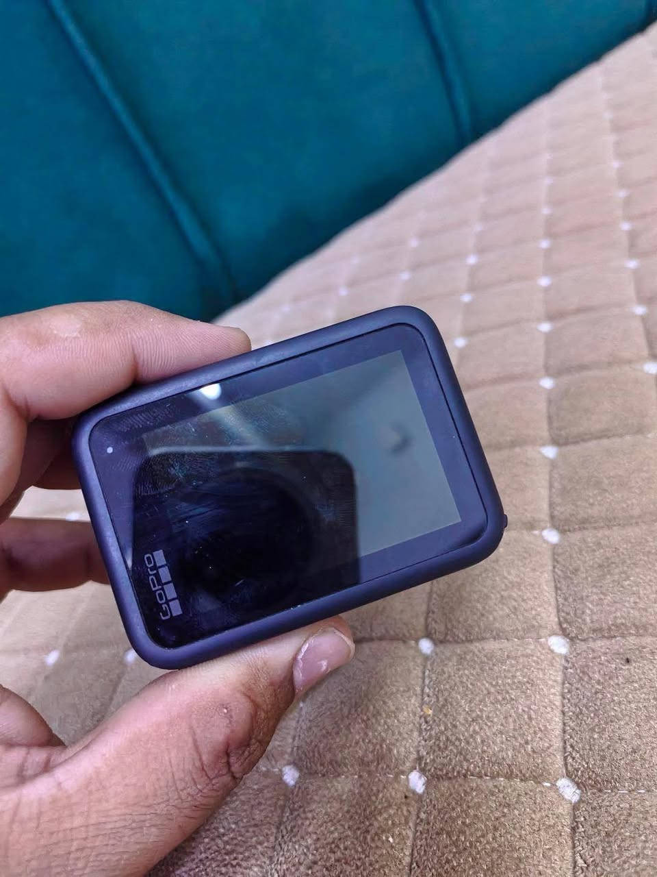 🔥 للبيع GoPro HERO 13 Black 🔥
📸 المواصفات:
• تصوير فيديو بدقة 5.3K / 60fps
• تصوير 4K / 120fps
• تصوير Slow Motion بجودة عالية
• تثبيت إلكتروني متطور HyperSmooth 6.0
• مقاومة للماء لحد 10 متر بدون كيس
• شاشة أمامية وخلفية
• تصوير صور بدقة 27MP
• تدعم Wi-Fi وBluetooth
• بطارية Enduro محسّنة للتصوير
• تدعم عدسات وإكسسوارات إضافية

✨ الكامرة بحالة ممتازة والاستخدام نظيف+وياهة جنطة بيها ملحقات كاملة .

📩 للتواصل والاستفسار: ‏‪***********‬‏
