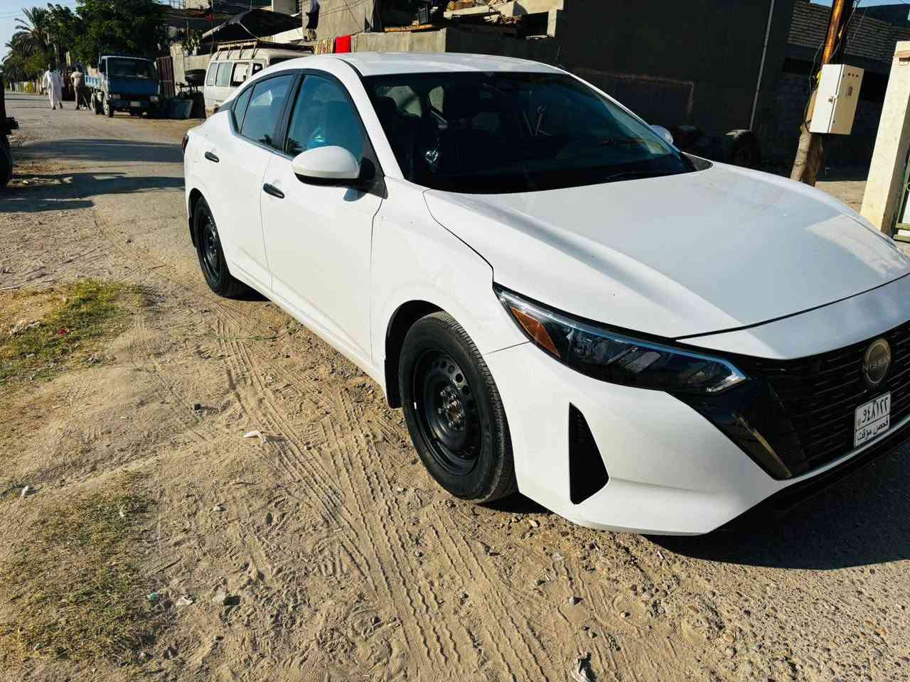 نيسان سنترا ٢٠٢٤  بصمت وبصمه ابواب وصندوق دخول جديد حره بدون رقم تترقم اي محافظة تريد مكينه ٢٠٠٠  شاشه كامره ٣ عدد يوس بي نضام اندرويد اوتو  وابل كار بلي  جاهز  جديده بمعنى الكلمه حادثها جاملغ وبنيد  
لمعرفة السعر اتصل وتدلل
***********
***********
مكان السيارة بغداد حي الجهاد
