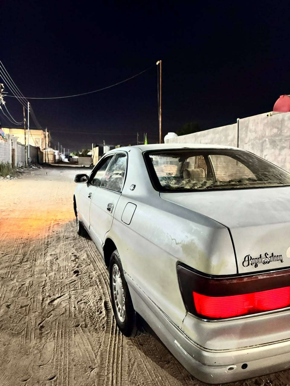 سلام عليكم بطه منفصل كفاله كير محرك وكفاله من الكصه والصبغ السعر ٥٠ وبيها مجال رقم الهاتف ***********
مكان السياره بصره سفان
