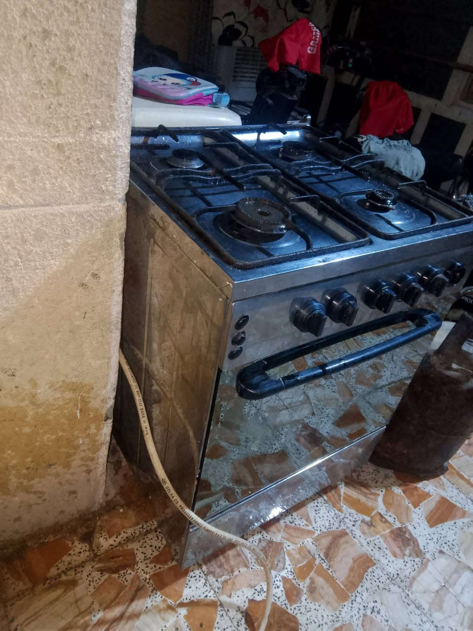 طباخ مصري • ٤ اعيون • شغال